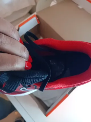 Scarpe Nike Running Rosse e Nere