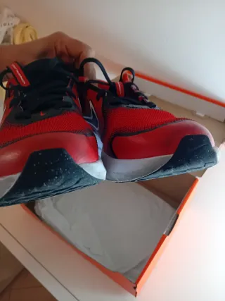 Scarpe Nike Running Rosse e Nere