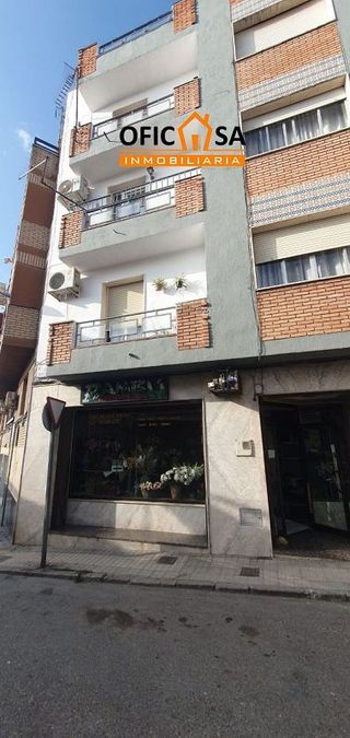 Local comercial en venta en Bailén