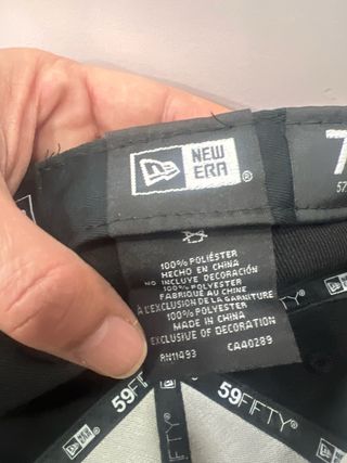 Gorra Supreme New Era Negra Talla 7 1/4