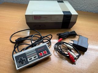 Consola Nintendo NES, bien conservado