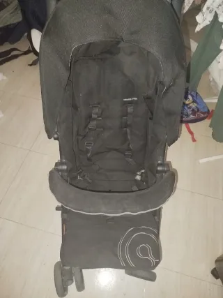 Carrito de bebé negro concord