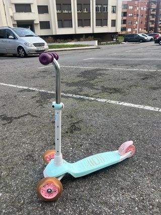 Patinete infantil 3 ruedas luces