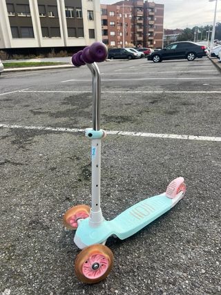 Patinete infantil 3 ruedas luces