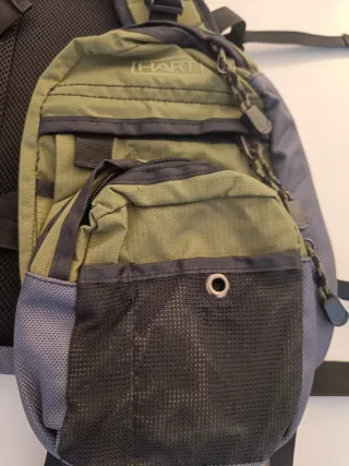 Mochila Hart pesca + bolsa agua 2.5L