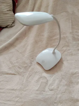 Lámpara Escritorio LED USB Blanca