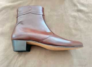 Botín de caballero piel tacón cubano
