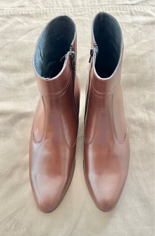 Botín de caballero piel tacón cubano