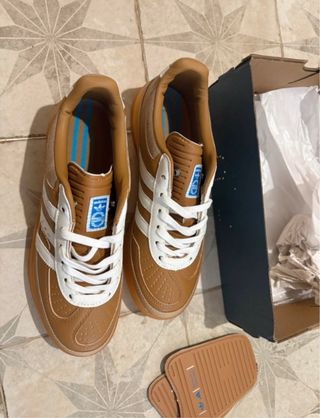 Adidas Gazelle Marrones y Blancas