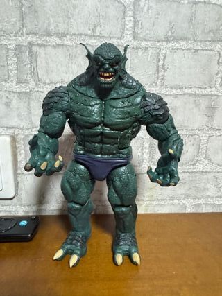 Figura Marvel Legends Abominación