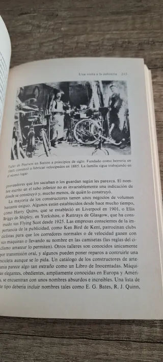 El libro de la bicicleta / Roderick Watson y M. G.