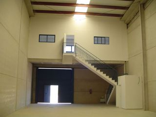 Nave industrial en alquiler en La Paz en Alcalá de Guadaira