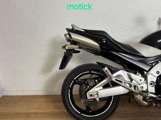 SUZUKI GSR 600 (A)