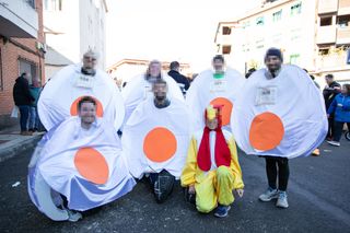 Disfraz Huevo Adulto - Media Docena