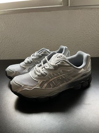 Zapatillas Asics GEL-NYC Gris/Plata