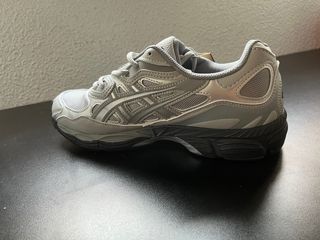 Zapatillas Asics GEL-NYC Gris/Plata