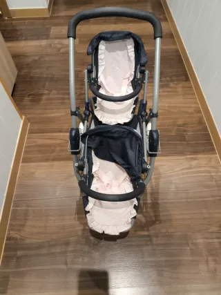 Carrito gemelar para muñecas