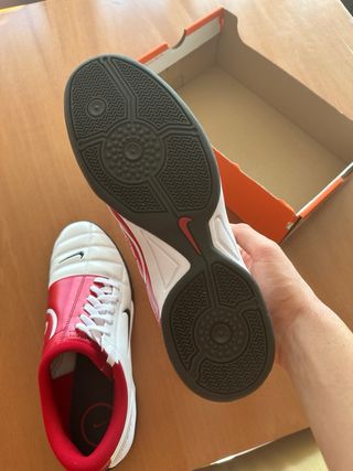 Nike Total 90 3 “White Gym Red”