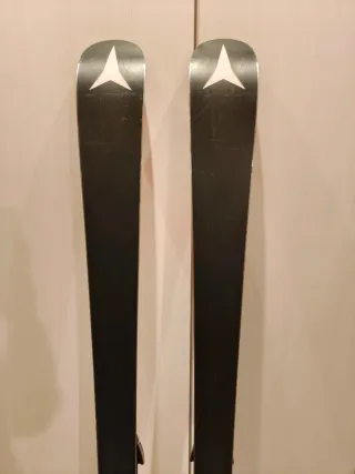 Esquís Atomic 145 cm
