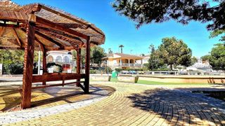 Chalet en venta en Los Balcones - Los Altos del Edén en Torrevieja