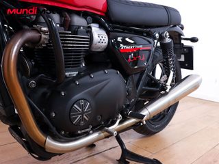 TRIUMPH STREET TWIN