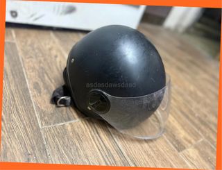 Casco de moto BHR con visera