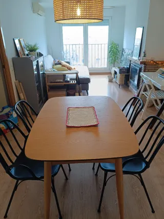 Conjunto de 4 sillas polipropileno patas en metal