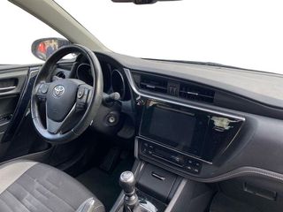 Toyota Auris 1.2 120T Active