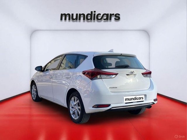 Toyota Auris 1.2 120T Active