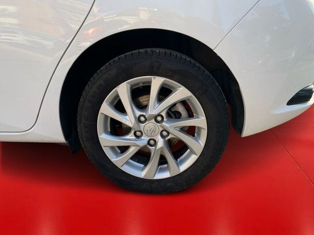 Toyota Auris 1.2 120T Active