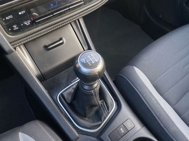 Toyota Auris 1.2 120T Active