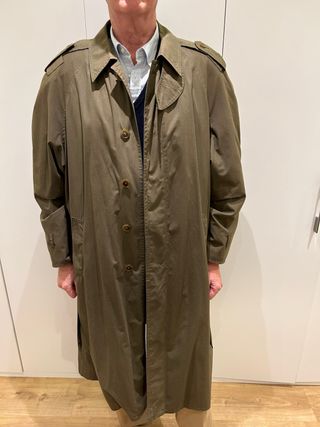 Gabardina clásica hombre caqui