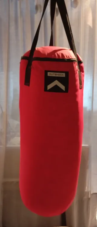 Pack completo, saco de boxeo + accesorios.