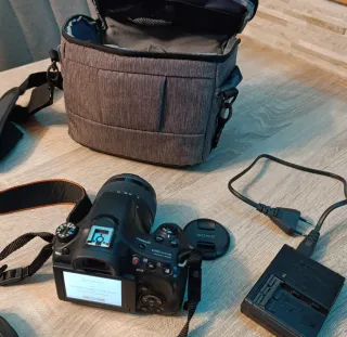 Cámara Sony SLT-A58 + Bolso y Cargador