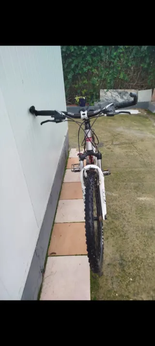 Bicicleta Conor AFX 8500