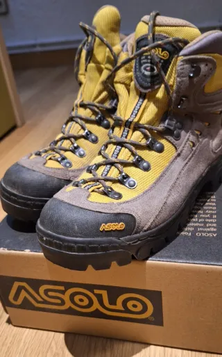 Botas de trekking Asolo montaña