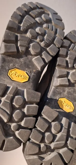 Botas de trekking Asolo montaña