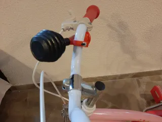 Bicicleta niña Hello Kitty rosa