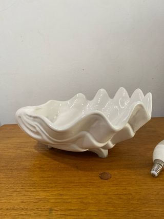 Concha cerámica grande estilo balneario