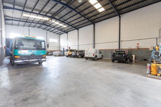 Nave industrial en venta en Loja