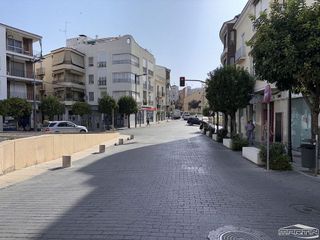 Local comercial en venta en Baena