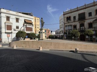 Local comercial en venta en Baena