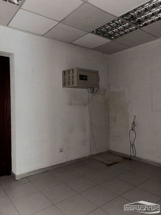 Local comercial en venta en Baena