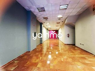 Local comercial en alquiler en Avda de Madrid - Pº de la Estación en Jaén