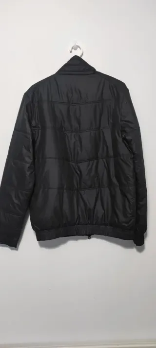 Chaqueta acolchada fina Nike negra