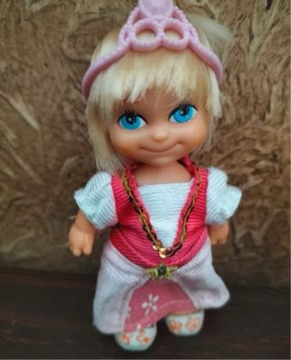 Muñeca Barriguita Princesa con Gatito