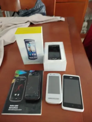 Lote 4 móviles Acer, Nokia sin cargador