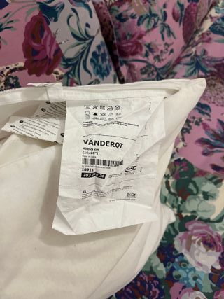 Cojín IKEA blanco