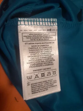 Camiseta Real Madrid Adidas Talla M. Pequeña 11 añ