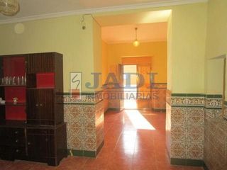 Chalet en venta en Valdepeñas